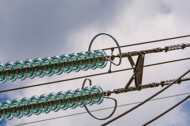 Fotoğraf göstermek ayrıntıları, öğeleri, parçaları, yüksek voltajlı güç hattı modülleri 330,000 volt voltaj