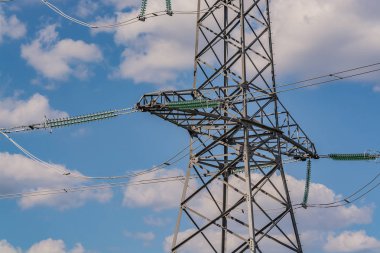 Fotoğraf göstermek ayrıntıları, öğeleri, parçaları, yüksek voltajlı güç hattı modülleri 330,000 volt voltaj