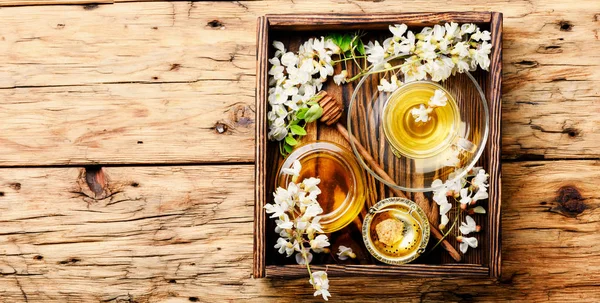 Leczenie Ziołowe Herbaty Miodem Kwiatów Akacji Herbata Ziołowa — Zdjęcie stockowe