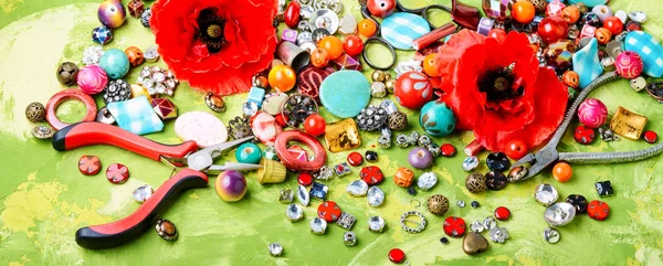Perles Perles Colorées Pour Couture Poppy Fashion Bijoux — Photo