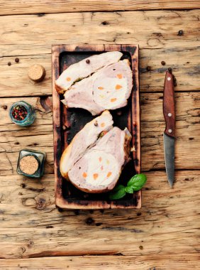 Lezzetli bir ahşap mutfak tahtada sağlıklı ızgara biftek