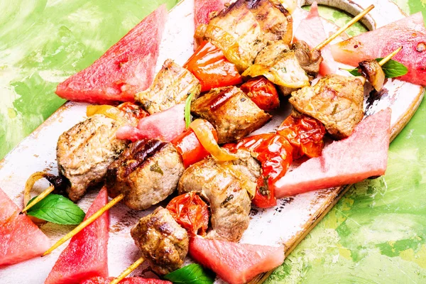 Vlees Shish Kebab Spiesjes Met Watermeloen Zomer Recept Voor Shish — Stockfoto