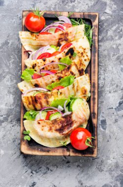 Taze sebze vejetaryen Pita sandviç. Diyet yiyecek. Vegan.