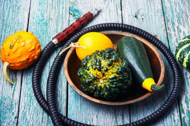 Aroma relax için kabak ile Doğu shisha nargile. Kabak shisha