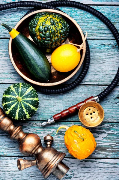 Este Shisha Hookah Con Aroma Calabaza Para Relajarse Shisha Calabaza —  Fotos de Stock