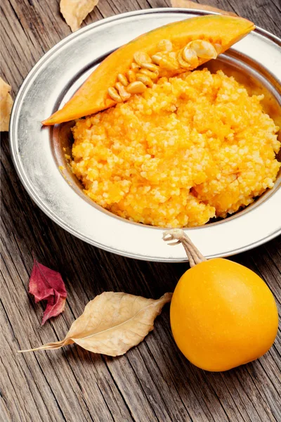 Porridge Maison Savoureux Avec Citrouille Orange Sur Fond Rustique Repas — Photo