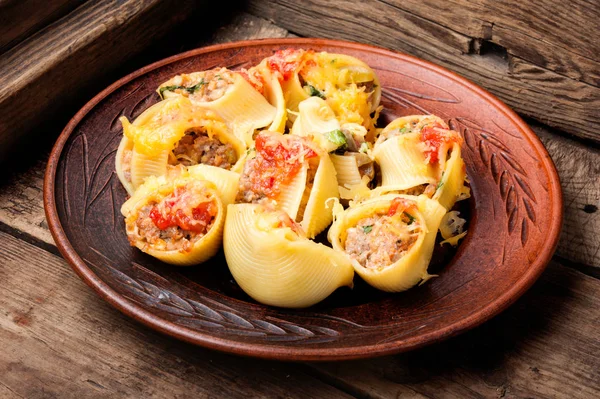 Etli Dolma Makarna Kabukları Talyan Mutfağı Talyan Tortellini Makarna — Stok fotoğraf