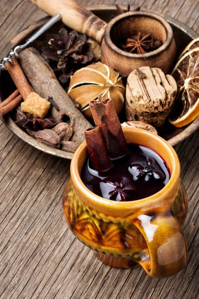 Cup Christmas Mulled Wine Spices Rustic Table — Stock Photo, Image