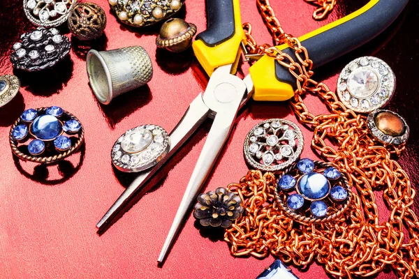 Het Maken Van Handgemaakte Juwelier Gereedschap Voor Het Maken Van — Stockfoto