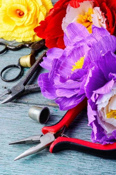 Coloridas Flores Papel Hechas Mano Artesanía Herramientas Papel —  Fotos de Stock