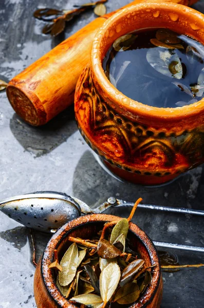 Чашка Здорового Травяного Чая Листьев Cowberry — стоковое фото
