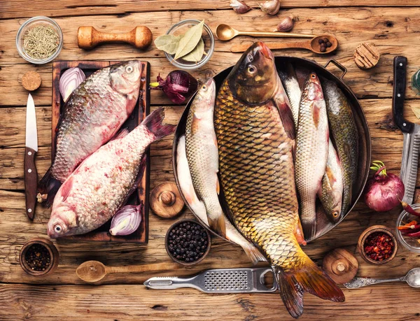 Świeże ryby i składniki — Zdjęcie stockowe
