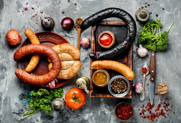 Räucherfleisch und Wurst — Stockfoto