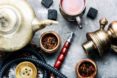Çay ile nargile nargile