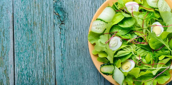 Salad with mix salad leaves — Stock Photo, Image