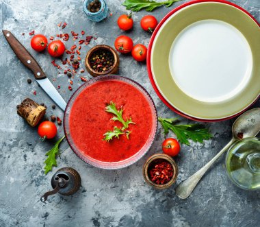 domates gazpacho çorbası