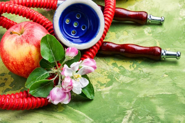 Shisha con tabaco de manzana — Foto de Stock