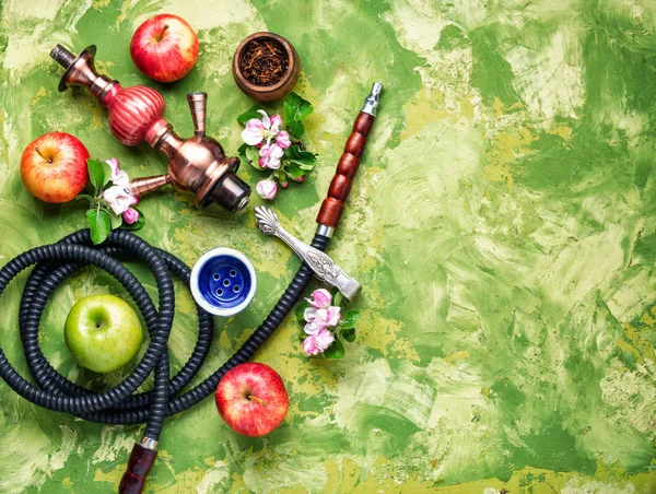 Shisha with apple tobacco — Stock Photo, Image