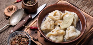 Rus Pelmeni et