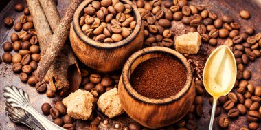 Kahve çekirdekleri ve zemin