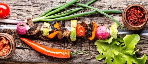 Kebab tusuk sate sayuran panggang — Stok Foto