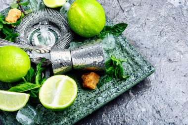 Küba mojito kokteyl