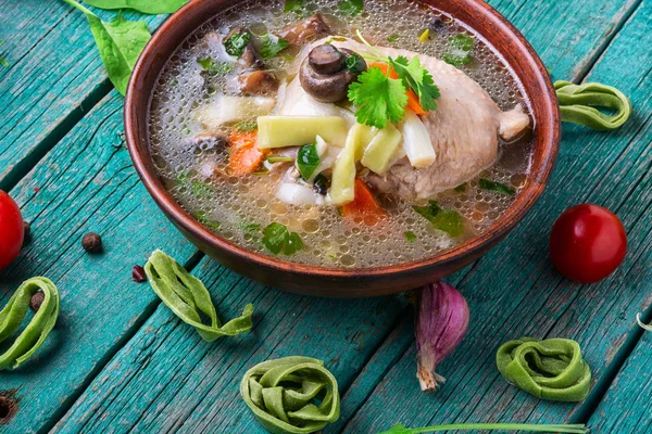 Cuenco de sopa de pollo — Foto de Stock