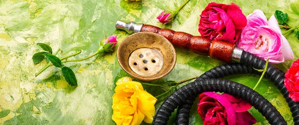 Hookah with rose tobacco — Stock Photo, Image
