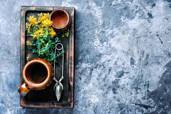 Hypericum çiçekli çay — Stok fotoğraf