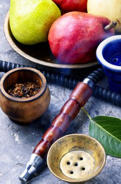 Armut ile sigara nargile