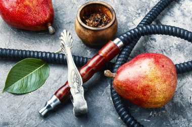 Armut ile sigara arap nargile