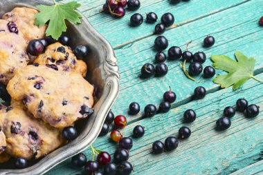 Ev yapımı frenk üzümü kurabiyeleri