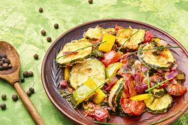 Yunanca ızgara kabak