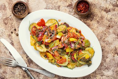 Yunanca ızgara kabak