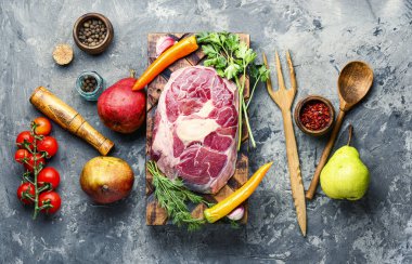 Ham mermer sığır eti biftek