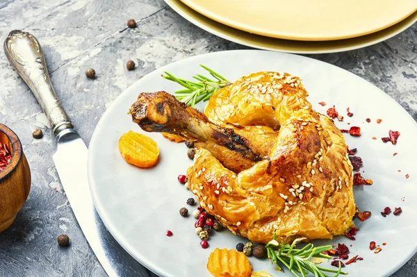 Tavuk baget hamur pişmiş