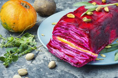 Kabak ve pancar terrine