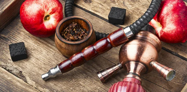 Hookah with nectarine flavor — Stock Photo, Image