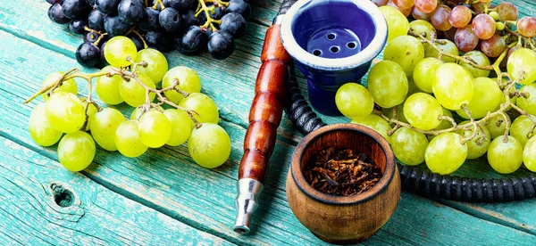 Shisha com sabor a uvas — Fotografia de Stock