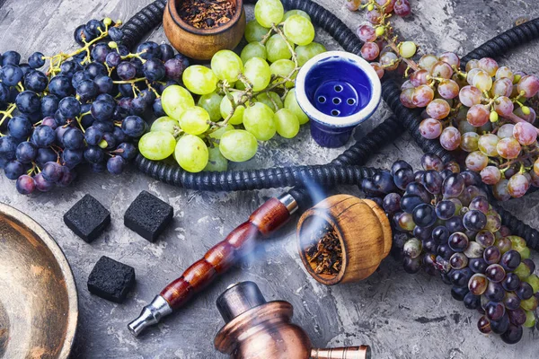 Hookah z winogron smak — Zdjęcie stockowe