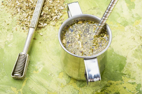 Yerba mate tea in a calabash gourd — Stock Photo, Image