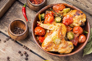 Sebzede fırında tavuk