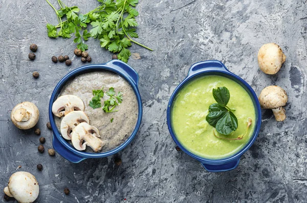 Creamy mushroom soup — Stock Image Creamy mushroom soup Stock Picture