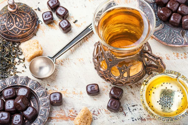 Tradycyjna arabska herbata — Zdjęcie stockowe