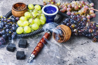 Oryantal sigara nargile