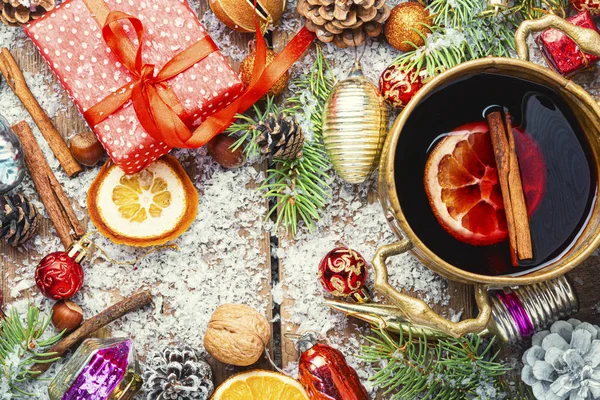 Christmas mulled red wine — Stock Photo, Image