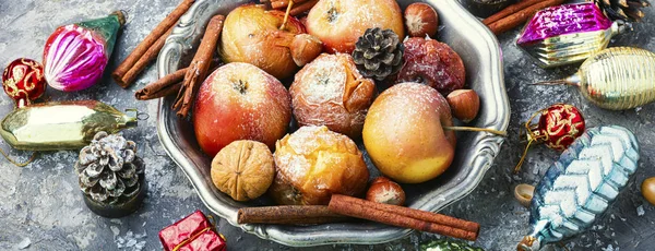 Tasty baked apples — Stock Photo, Image