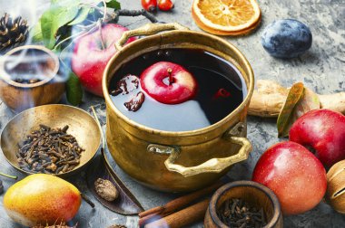 Sıcak Mulled şarap