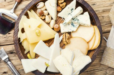 Dilimlenmiş peynir seti