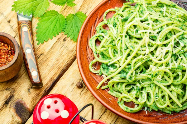 Italian Traditional Pasta Herb Nettle Sauce Green Pasta Wooden Table — Stock Photo, Image